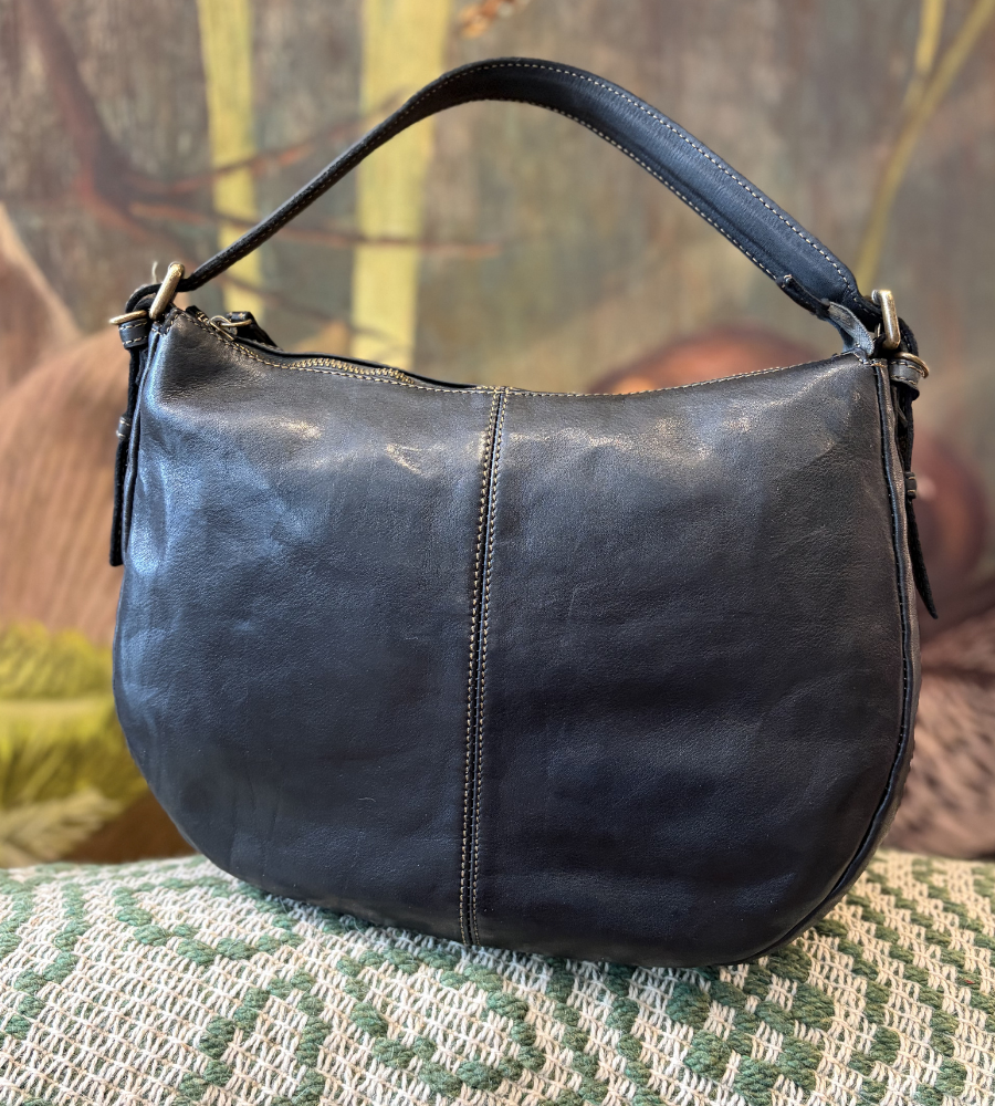 Borsa mezzaluna BS632 colore nero di Bayside.