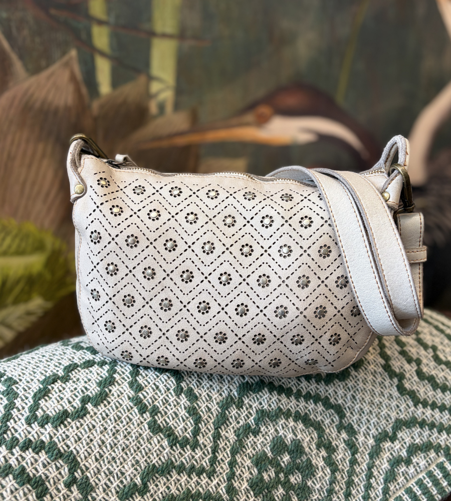 Borsa in pelle laserata con borchie BS635 MAXI BY Bayside